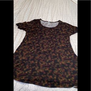 LuLaRoe tee